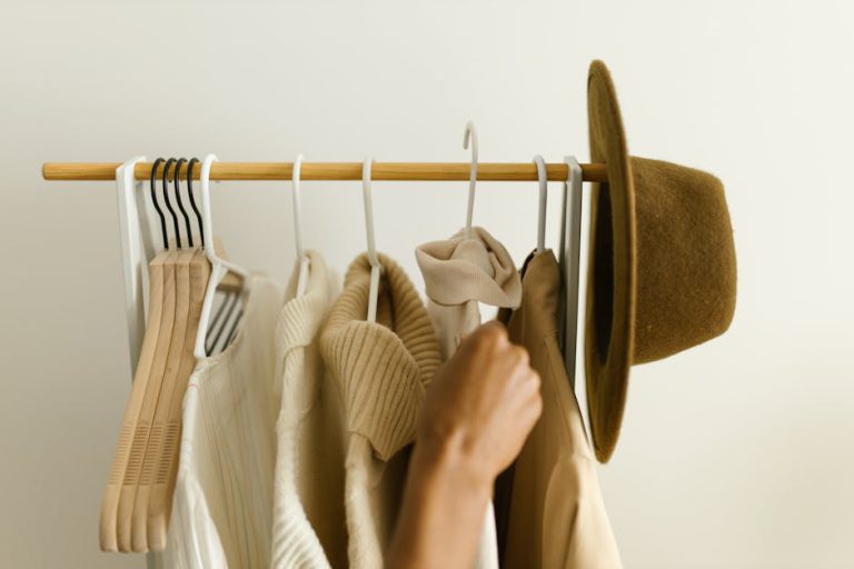 Capsule Wardrobe für Frauen: 20 Basics reichen aus